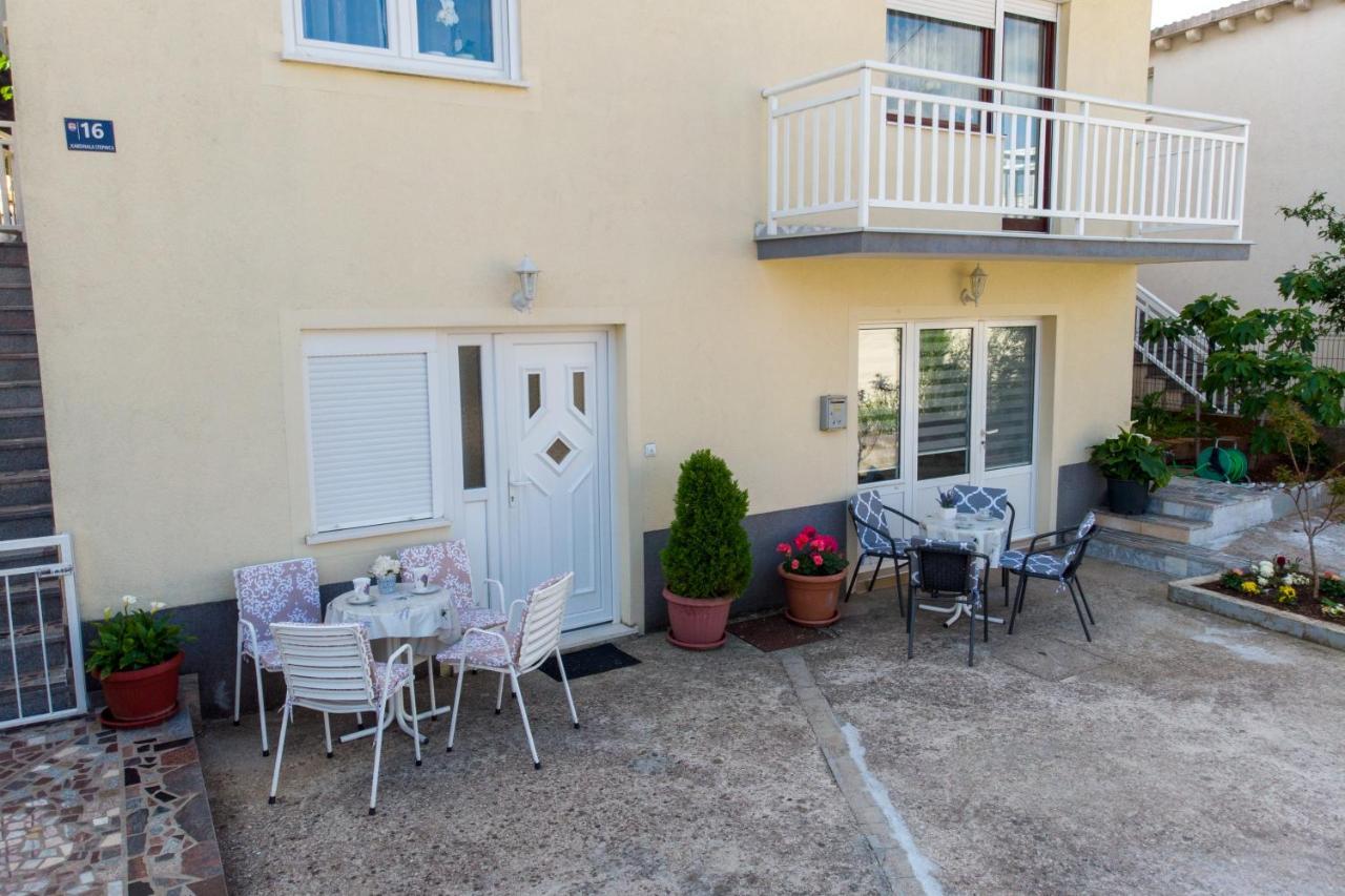 Apartmani Frane Neum Eksteriør billede