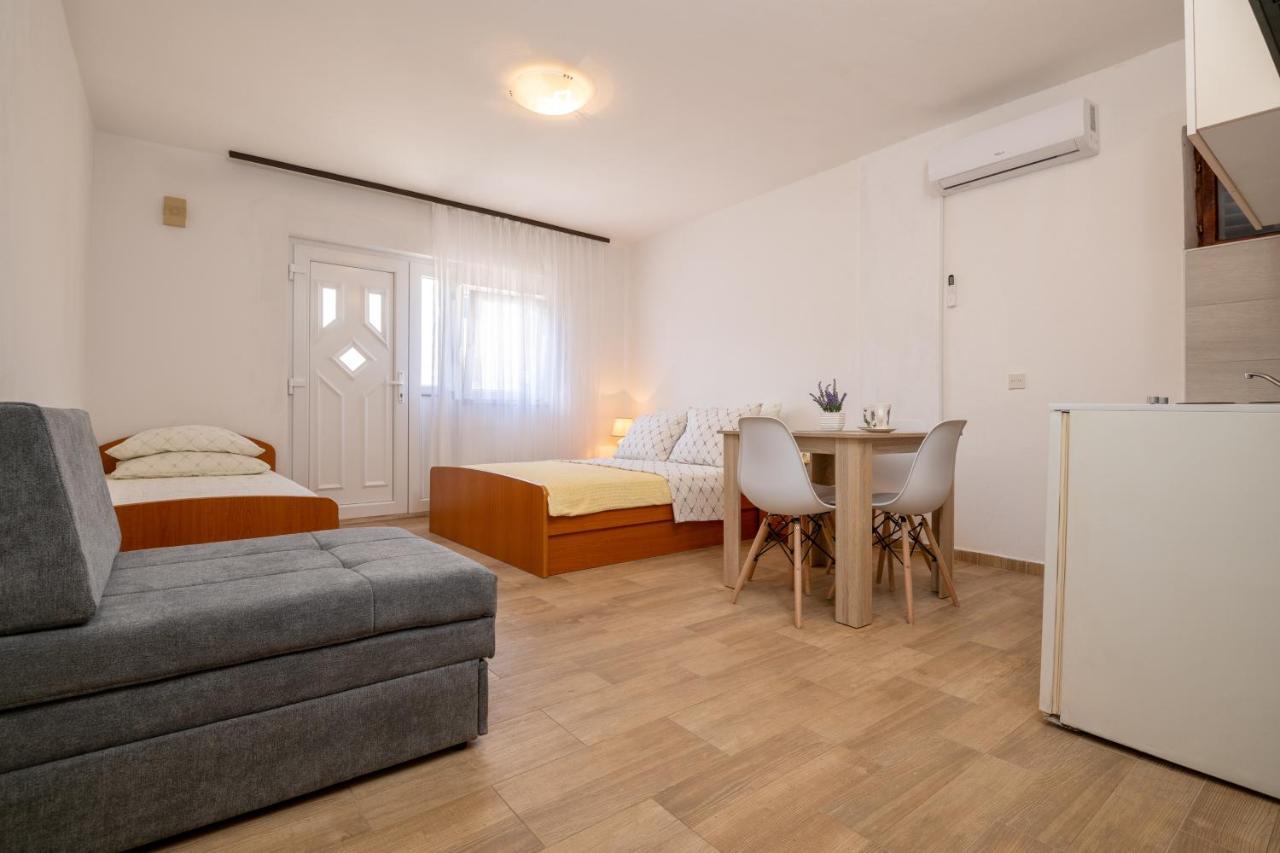 Apartmani Frane Neum Eksteriør billede