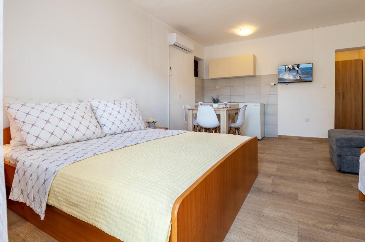 Apartmani Frane Neum Eksteriør billede