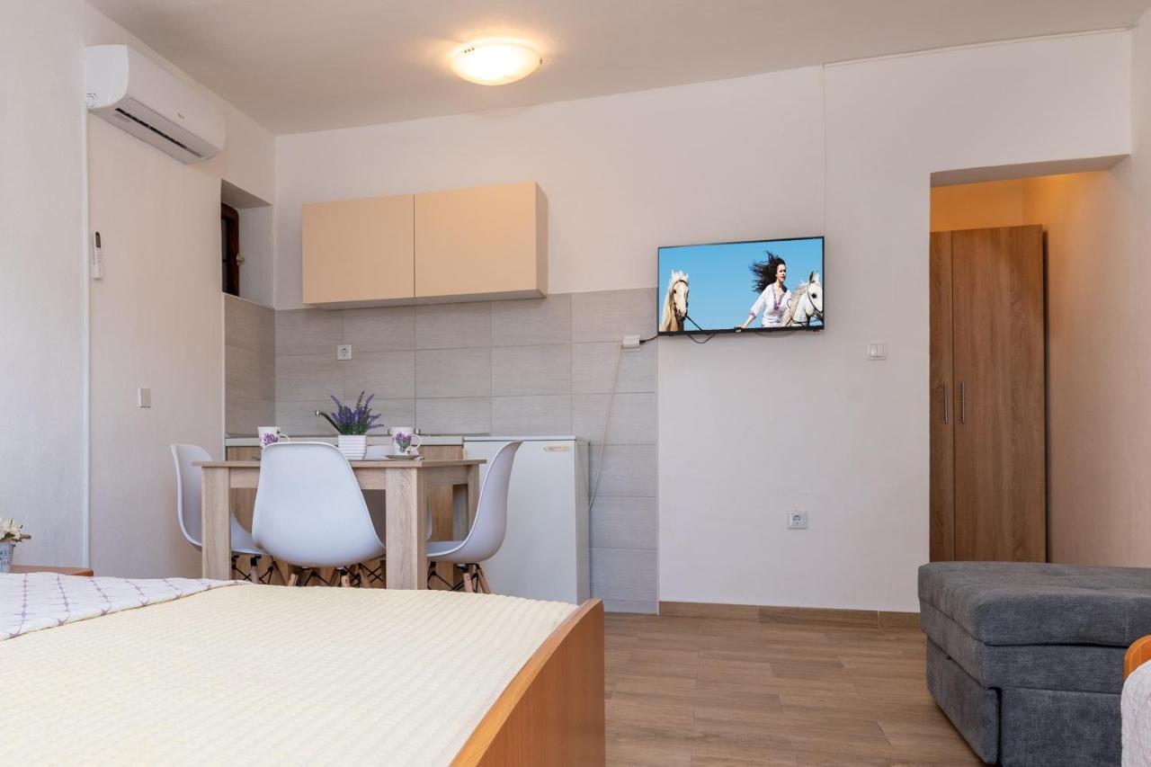 Apartmani Frane Neum Eksteriør billede