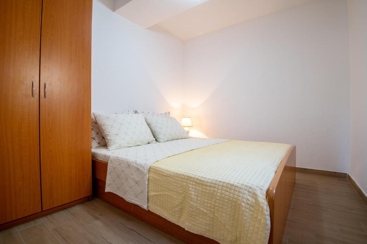 Apartmani Frane Neum Eksteriør billede