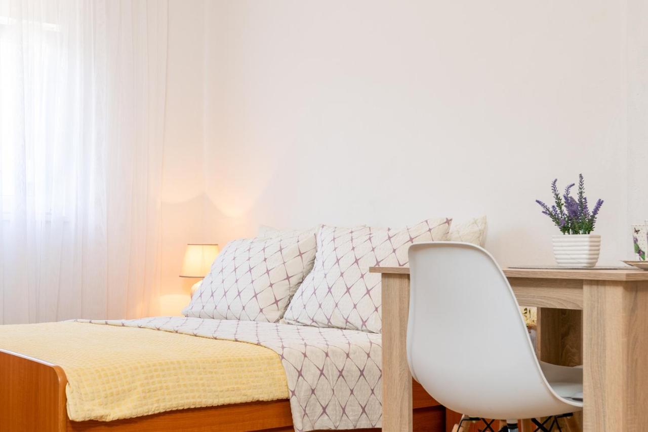Apartmani Frane Neum Eksteriør billede